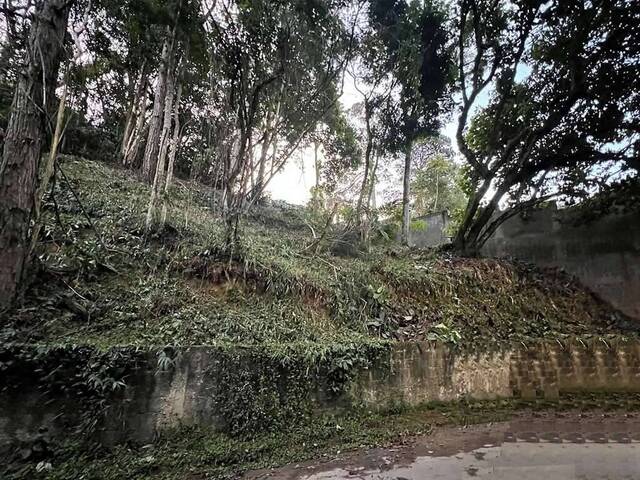 #955 - Terreno em Rua Fechada para Venda em Carapicuíba - SP - 1