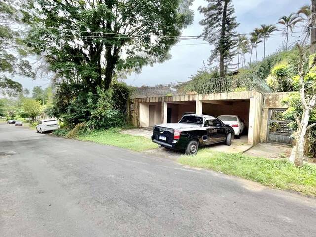 Casa em Bolsão para Venda em Cotia - 1