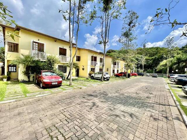 Casa em condomínio para Venda em Cotia - 1